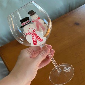 LIKE NEW! Christmas Tree Shop Hand-Painted Snowman & Snowflakes Wine Glass